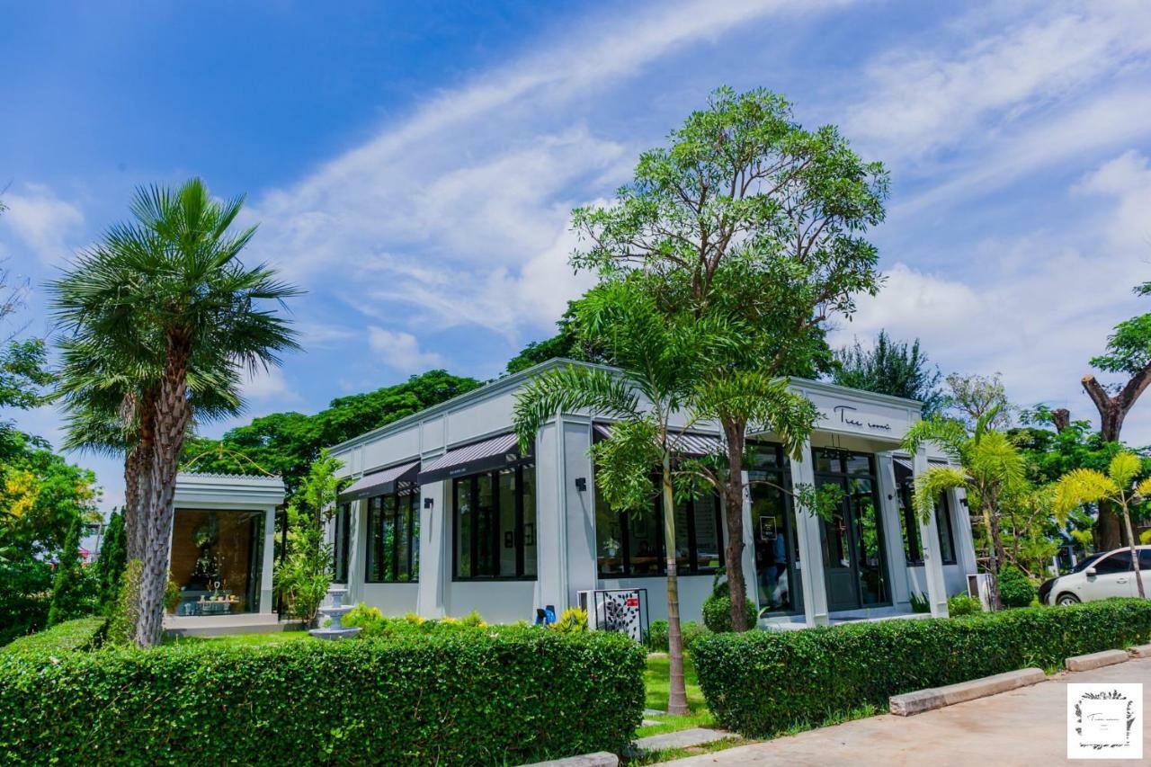 La Riva Boutique Hotel Kamphaeng Phet Exterior photo